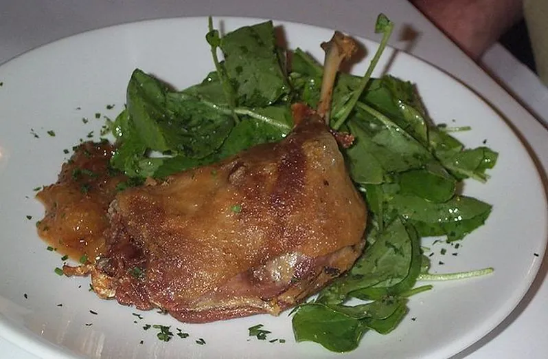 Confit de canard, plat typique du Sud-Ouest